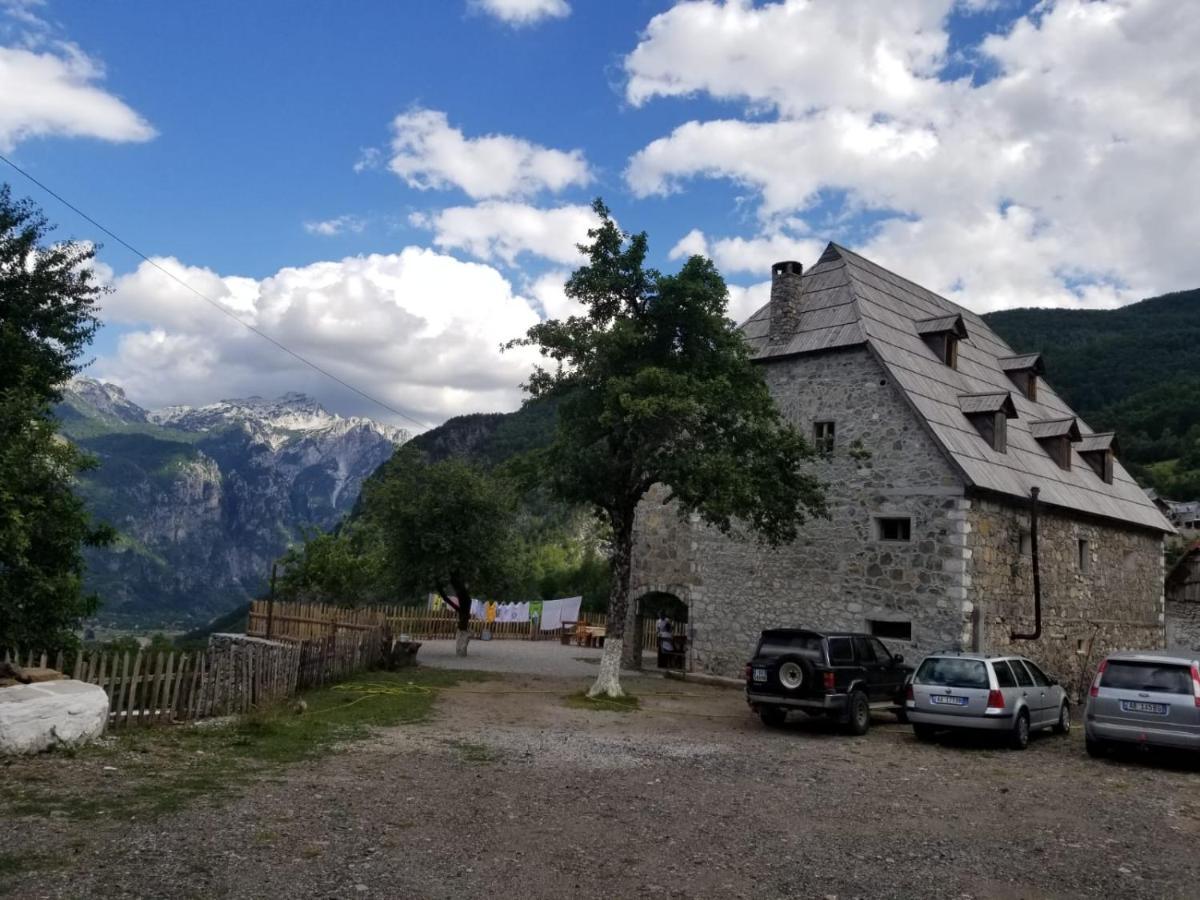 Отель Bujtina Carku Тети Экстерьер фото